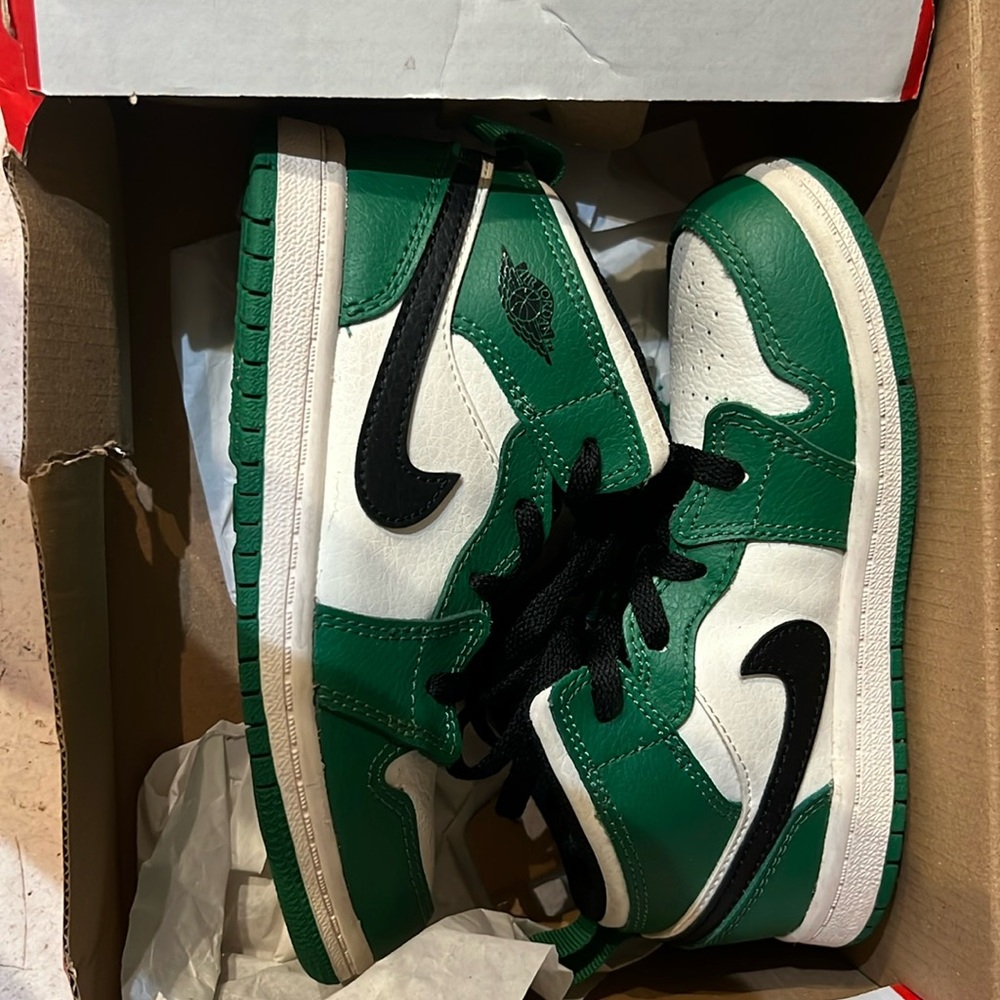 Nike 10c Great conditiondotion. Ask any questions